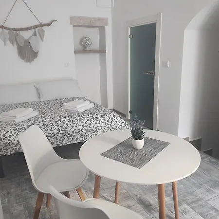 شقة Casa Di Cleto سيغلي ميسابيكا